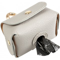 Distributeur sacs ramasse crottes similicuir Gris/Beige 6,5x8,5x9cm - Duvo+ - 12,95 € - Duvo + - 5414365372064 - Ornibird SRL