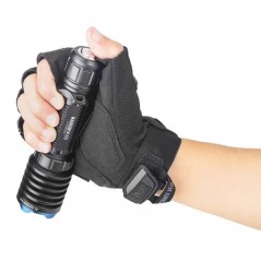 Olight Warrior X Pro - Lampe Torche LED Tactique Rechargeable 2100 Lumens - 143,95 € - Olight - 1682334240216 - Ornibird SRL