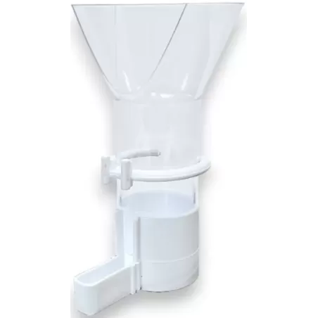 Abreuvoir entonnoir en plastique - 0,95 € - Ost-Belgium - 88322551